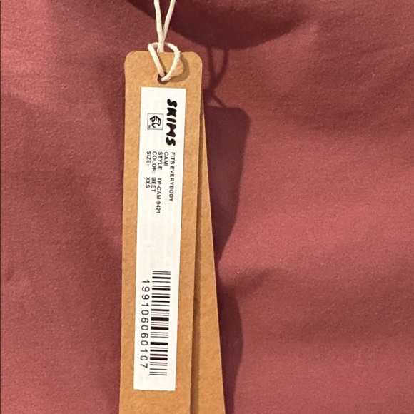 Skims Beet NWT XXS Cami - Picture 2 of 3